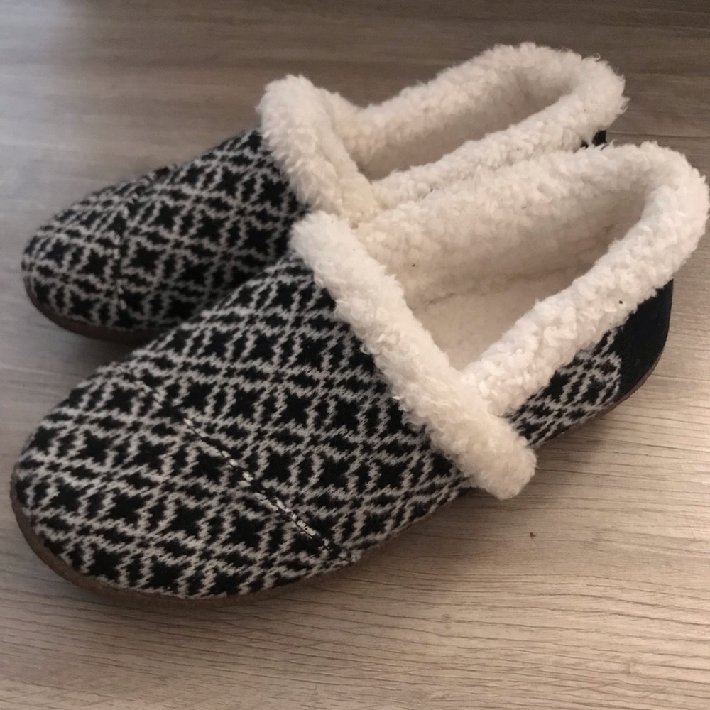 Limited Edition Toms Slip-ons, Size 6